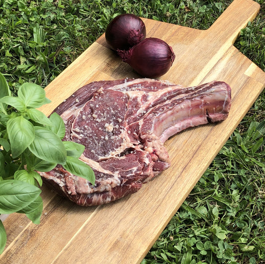 Recette côte de bœuf grillée au beurre d’herbes et au sel