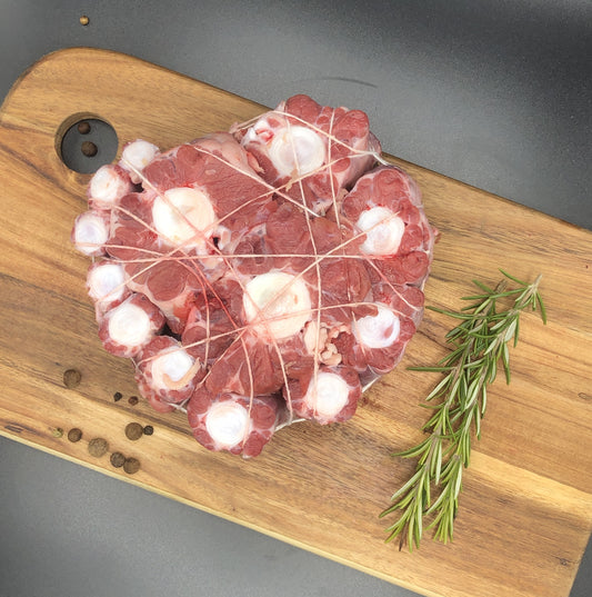 Queue de Bœuf Braisée à la Tomate et au Vin Rouge